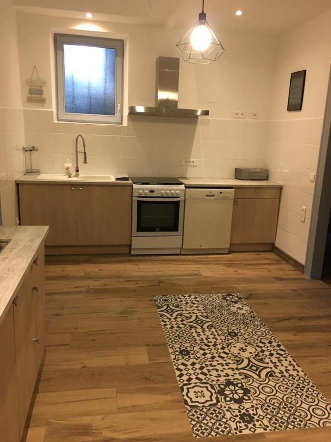 Cote Jardin Villa Ornans Bagian luar foto